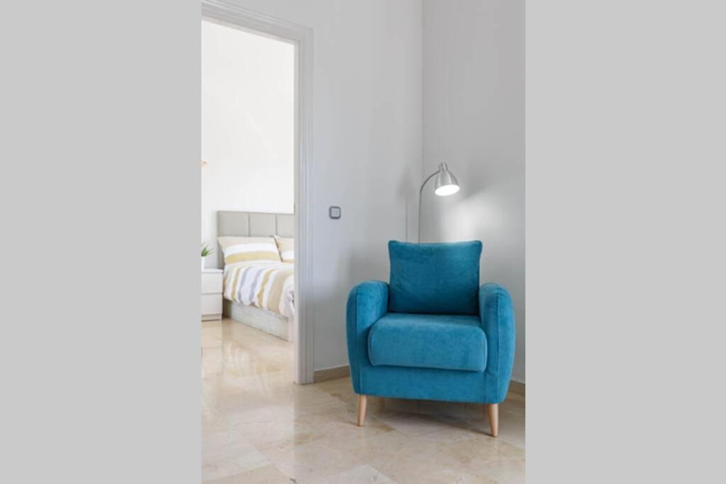 Stylish One Bed Apartment At Matchroom Country Club ฟูเอนฮิโรลา ภายนอก รูปภาพ